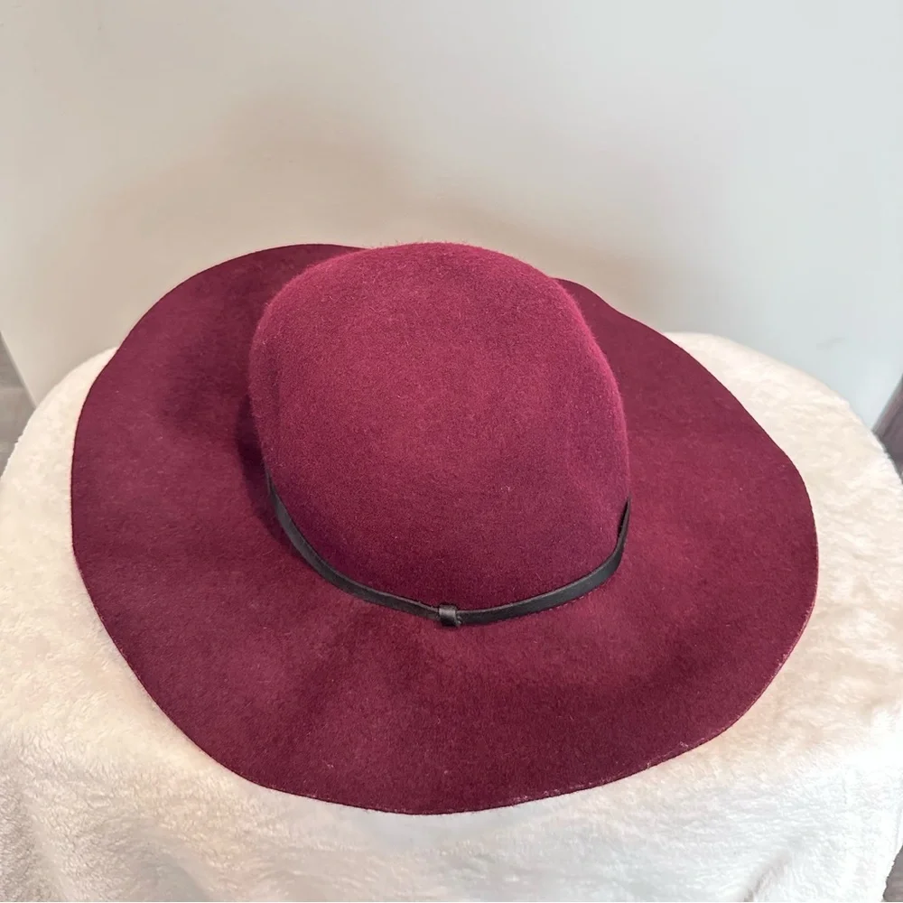 100% Wool Wide Brim Burgundy Wine Red Target Round Floppy Hat Thin Black Belt